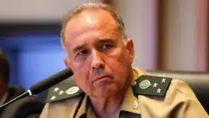 A Comissão Parlamentar de Inquérito (CPI) dos Atos Antidemocráticos da Câmara Legislativa do DF, durante sessão da oitava do General Gustavo Dutra de Menezes, Ex-comandante Militar do Planalto à época dos acontecimentos dos atos antidemocráticos do dia 08 de janeiro. | Sérgio Lima/Poder360, 18.mai.2023