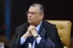 Dino vota contra recurso da Câmara de reverter pendências eleitorais