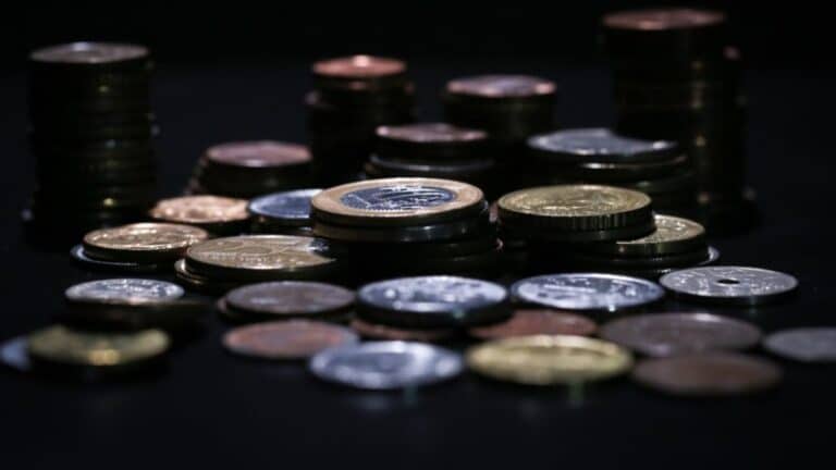 Economia deve apresentar expansão de 2,2% em 2025