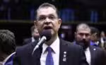 O governo federal assume o comando da discussão em torno da diminuição do Imposto sobre Operações Financeiras e contesta a “complexidade” das ações do governo