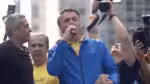 “Faça o Brasil grande novamente”, diz Bolsonaro na Avenida Paulista