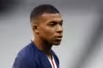 Mbappé acusa PSG de assédio moral e extorsão
