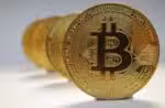 Bitcoin perde valor, e preocupações com conflito no Oriente Médio influenciam o mercado de criptomoedas