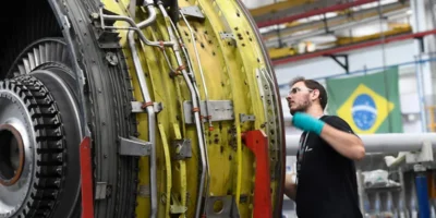 CNI identifica 16 ocupações da indústria com crescimento previsto nos próximos cinco anos CNI identifica 16 ocupações da indústria com crescimento previsto nos próximos cinco anos