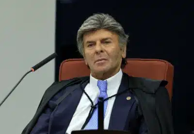 Advogado avalia voto de Fux e identifica justificativas para discussão em sessão plenária