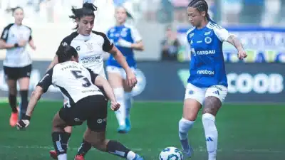 Corinthians e Cruzeiro se classificam para a final do Campeonato Brasileiro Feminino Corinthians e Cruzeiro se classificam para a final do Campeonato Brasileiro Feminino