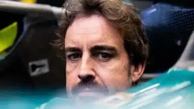 “Não estamos tendo sorte nesta temporada”, afirma Fernando Alonso, da Aston Martin