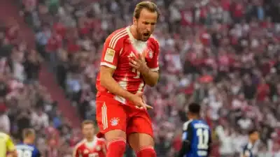 Bayern de Munique vence o Hamburgo por 2 a 0 na Bundesliga Bayern de Munique vence o Hamburgo por 2 a 0 na Bundesliga