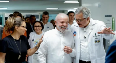 Governo planeja ampliar o atendimento por meio de profissionais da área privada em caráter temporário Governo planeja ampliar o atendimento por meio de profissionais da área privada em caráter temporário