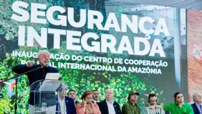 Lula afirma que o Brasil não necessita de “intervenções estrangeiras” Lula afirma que o Brasil não necessita de “intervenções estrangeiras”