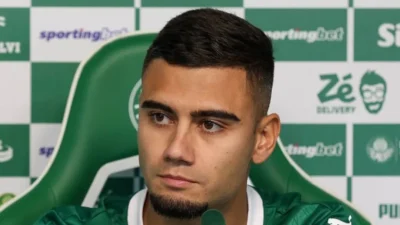 Andreas afirmou ter negado propostas de clubes europeus antes de concretizar a transferência para o Palmeiras Andreas afirmou ter negado propostas de clubes europeus antes de concretizar a transferência para o Palmeiras