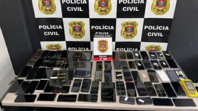 Em SP, mais de 300 aparelhos celulares roubados ou furtados foram recuperados