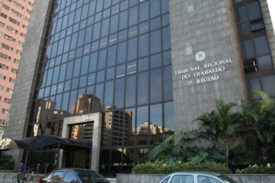 Tribunal Regional do Trabalho julga procedente pedido de racismo contra farmacêutica Tribunal Regional do Trabalho julga procedente pedido de racismo contra farmacêutica