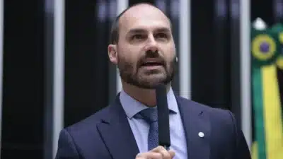 Eduardo Bolsonaro espera novas sanções dos EUA após condenação de seu pai