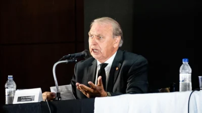 Corinthians: Osmar Stabile nomeia quatro novos diretores Corinthians: Osmar Stabile nomeia quatro novos diretores