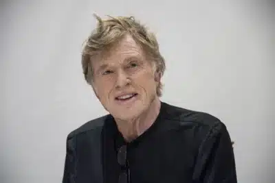 Celebridades expressam pesar pela morte do diretor premiado com o Oscar, Robert Redford
