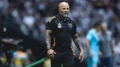 Sampaoli avalia situação do Atlético-MG: “Muito abaixo do esperado” Sampaoli avalia situação do Atlético-MG: “Muito abaixo do esperado”