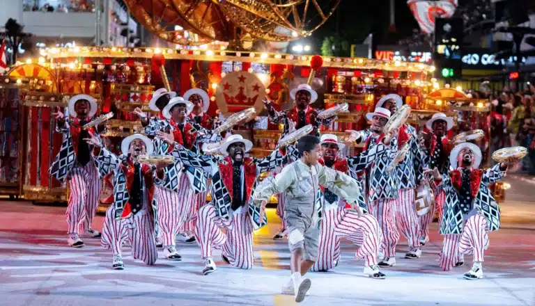 O Caminho do Carnaval: Como a Ideia Ganha Vida até o Desfile Inesquecível de 2026!