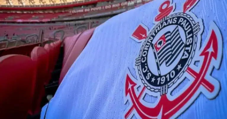 Corinthians Dispara na Busca por Atacante de R$ 5 Milhões – Renê Souza em Destaque!