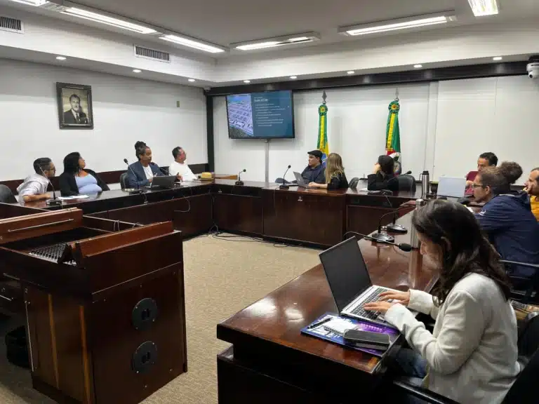 Data Centers Bilionários no RS: Críticas e Investimento de 3 Bi em Eldorado do Sul