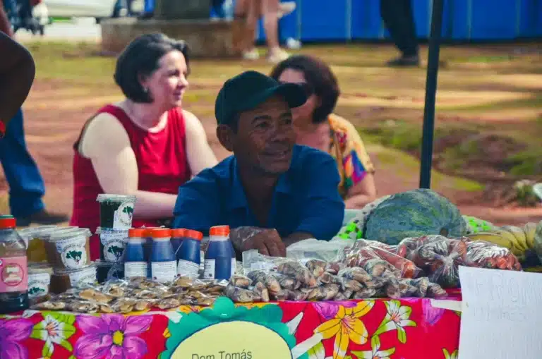 Dom Tomás Balduíno: Comunidade Celebra Imissão Definitiva e Luta Contra a Expansão da Soja