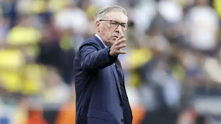 Seleção Brasileira se prepara sob pressão para amistoso contra a Croácia após derrota para a França