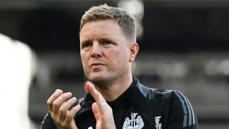David Hopkinson defende Eddie Howe após vaia da torcida e derrota do Newcastle