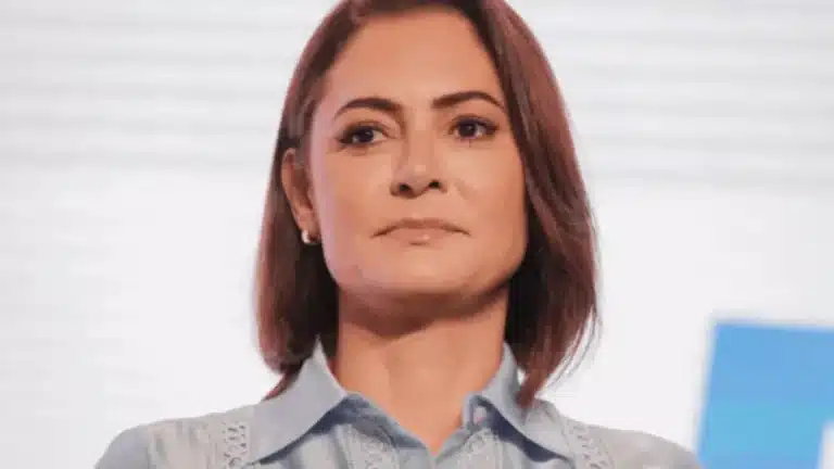 Michelle Bolsonaro Nega Envolvimento em Escândalo CPAC e Ameaça à Justiça