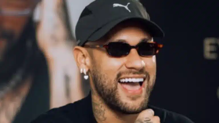 Bruna Biancardi e Neymar compartilham momentos emocionantes em família nas redes sociais