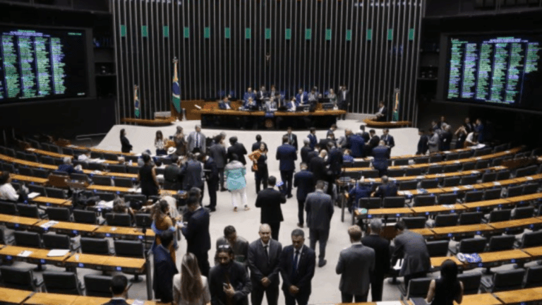 Câmara aprova regras do seguro defeso: o que muda para pescadores em 2026?