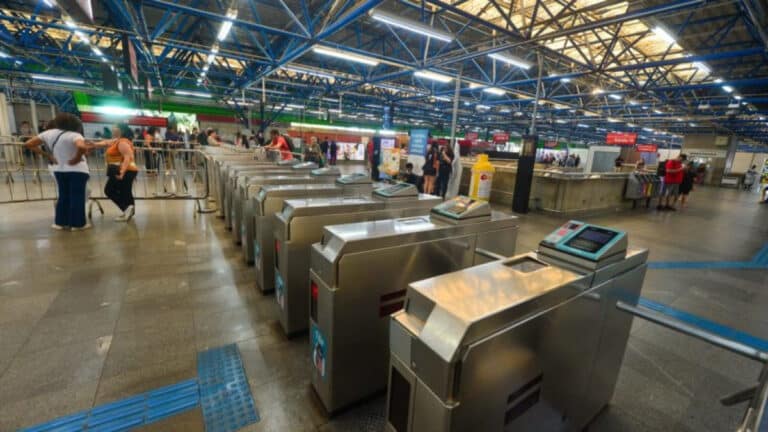 Metrô de SP: Horários Inusitados na Páscoa de 2026! Saiba Como Funciona