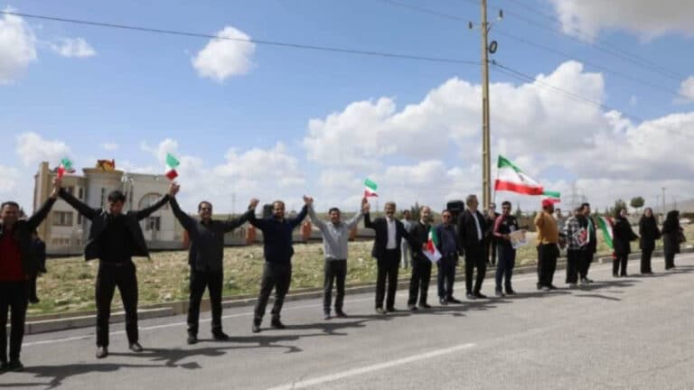 Manifestações no Irã contra ameaças de Trump: o que diz Masoud Pezeshkian?