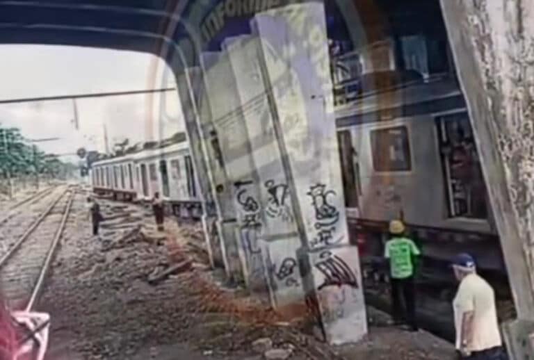 Desastre na SuperVia: Trem Descarrila em Mesquita e Causa Pânico!